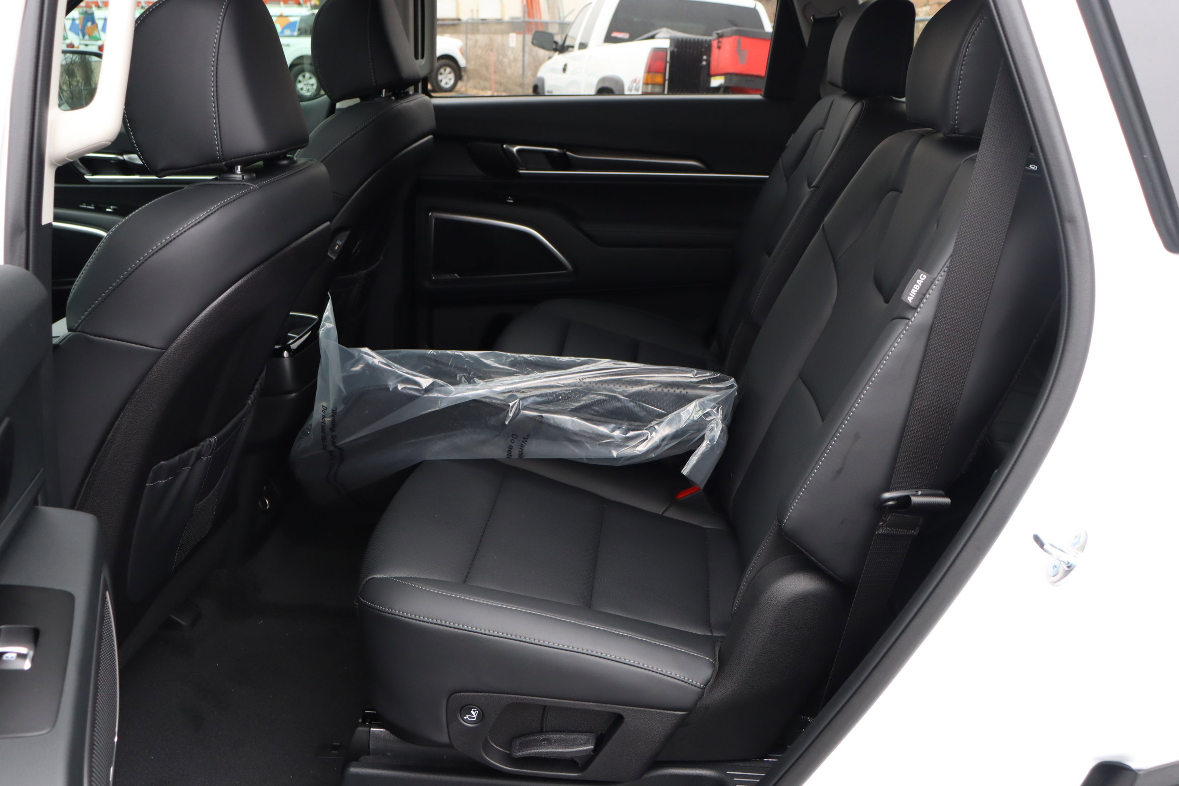New 2025 Kia Telluride S image 22