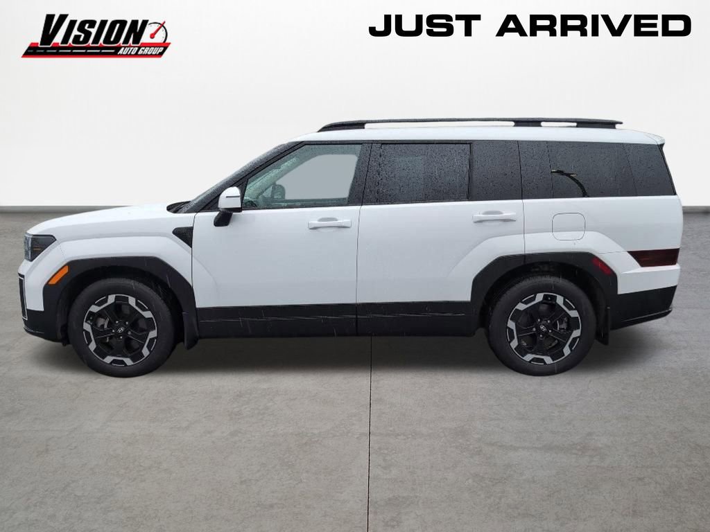Used 2024 Hyundai Santa Fe SEL AWD/4WD image 2
