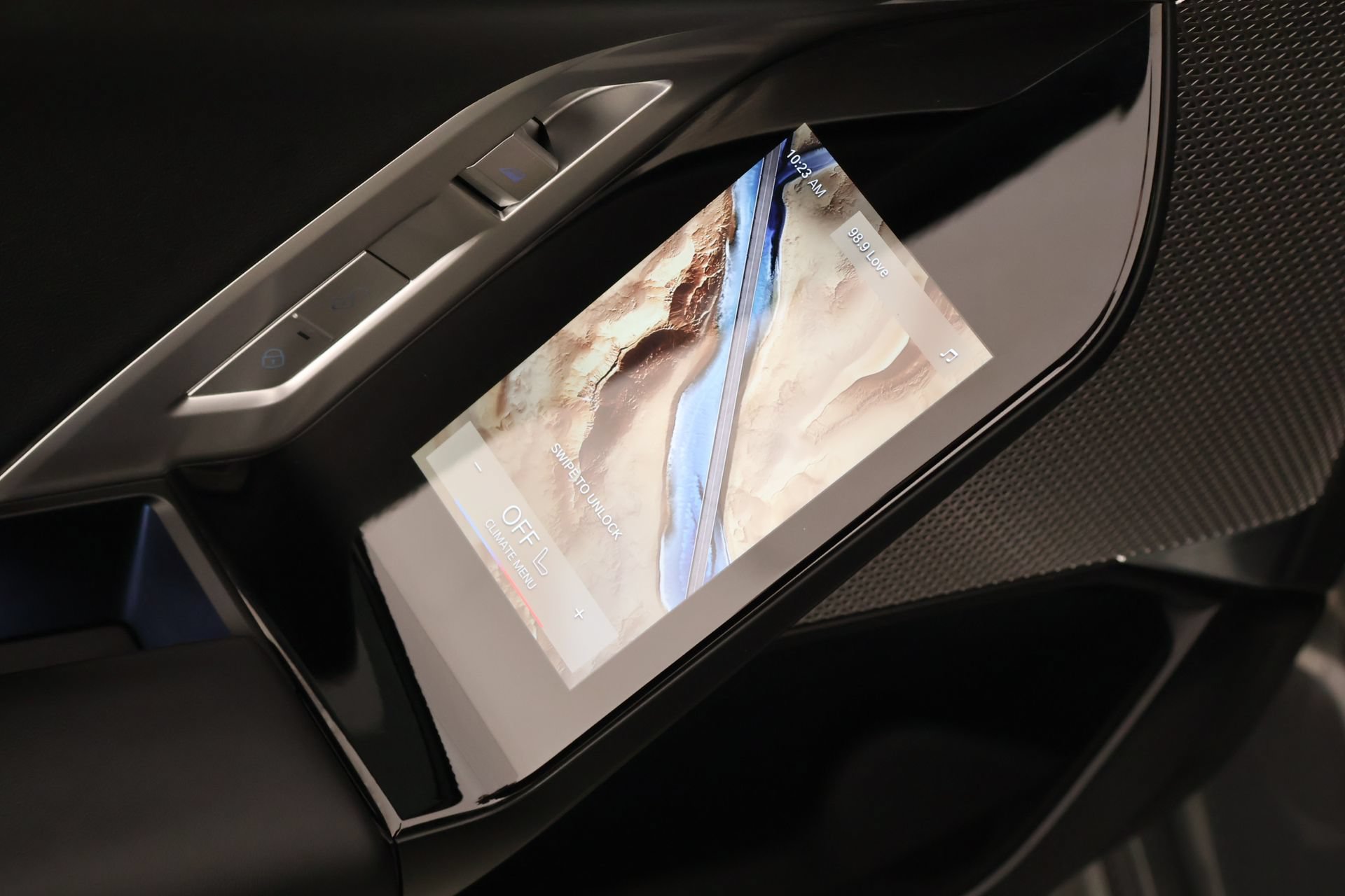 Used 2023 BMW 740i RWD image 19