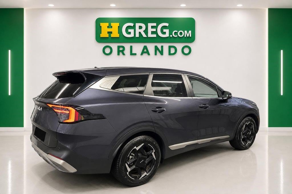 Used 2026 Kia Sportage EX FWD image 2