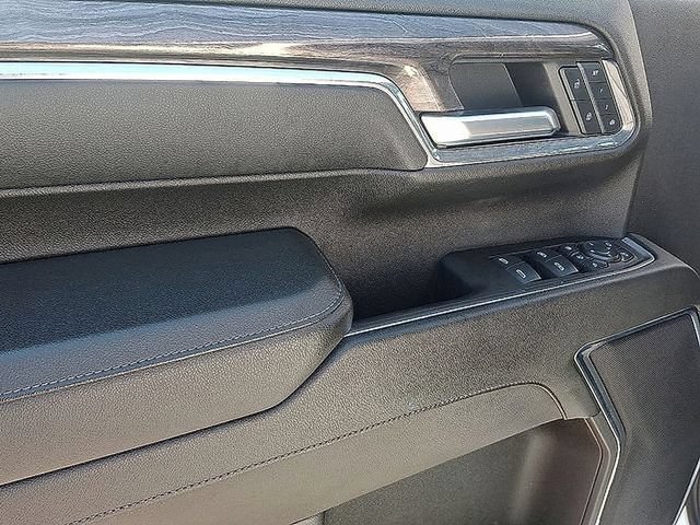 Used 2024 Chevrolet Silverado 2500 LTZ AWD/4WD image 12