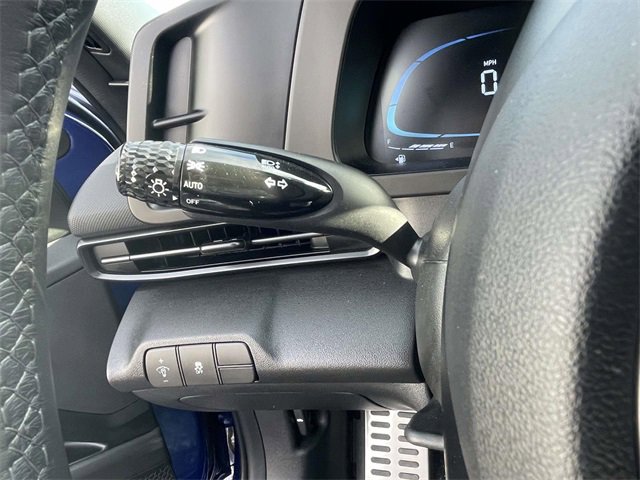 Certified 2025 Hyundai Elantra Sport image 13