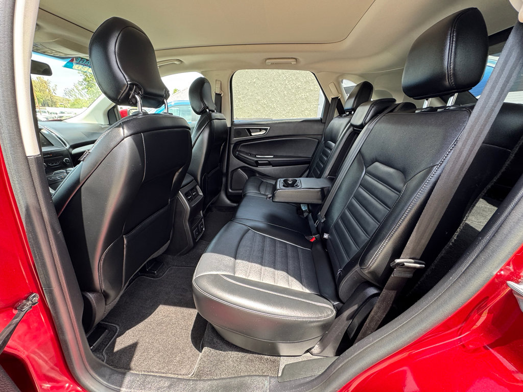 Used 2015 Ford Edge SEL w/ Equipment Group 201A FWD image 19