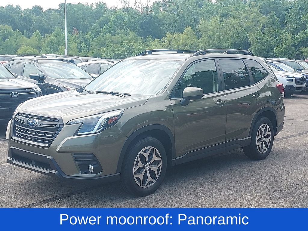 Used 2023 Subaru Forester Premium AWD/4WD image 3