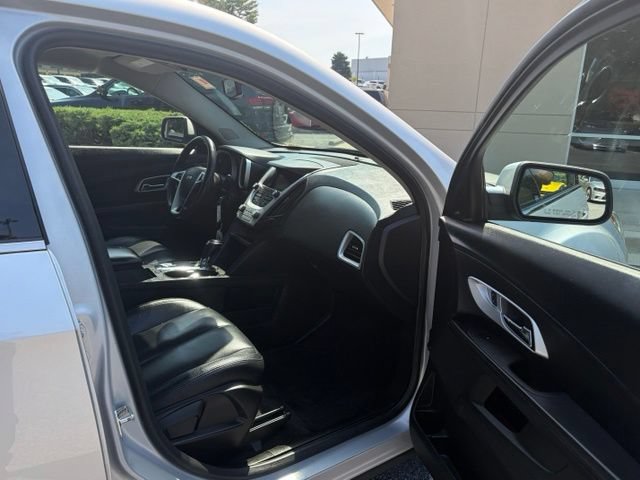 Used 2016 Chevrolet Equinox LT w/ Convenience Package FWD image 24