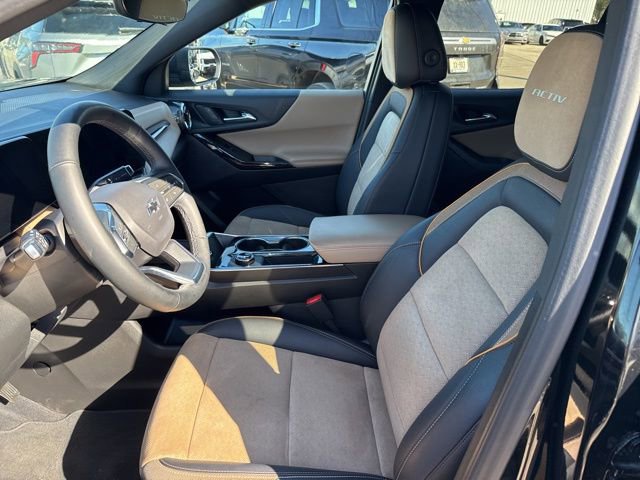 Used 2025 Chevrolet Equinox ACTIV w/ Safety and Technology Package image 20