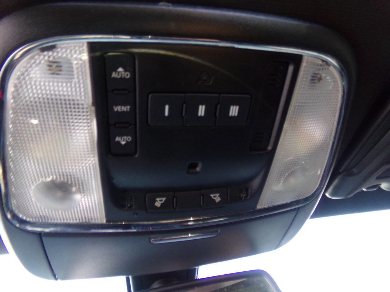 Used 2023 Dodge Charger SXT w/ Plus Group image 27