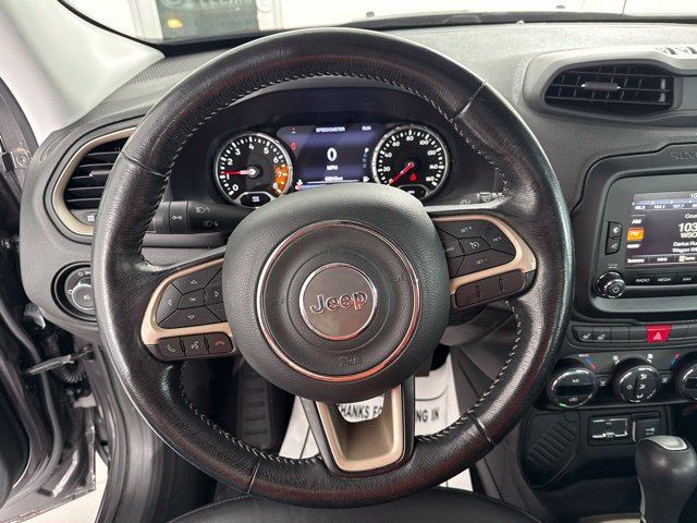 Used 2017 Jeep Renegade Limited FWD image 25