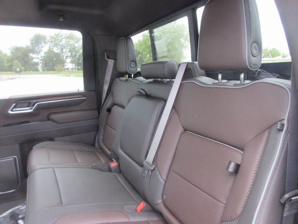 New 2026 GMC Sierra 2500 Denali w/ Denali Reserve Package image 15