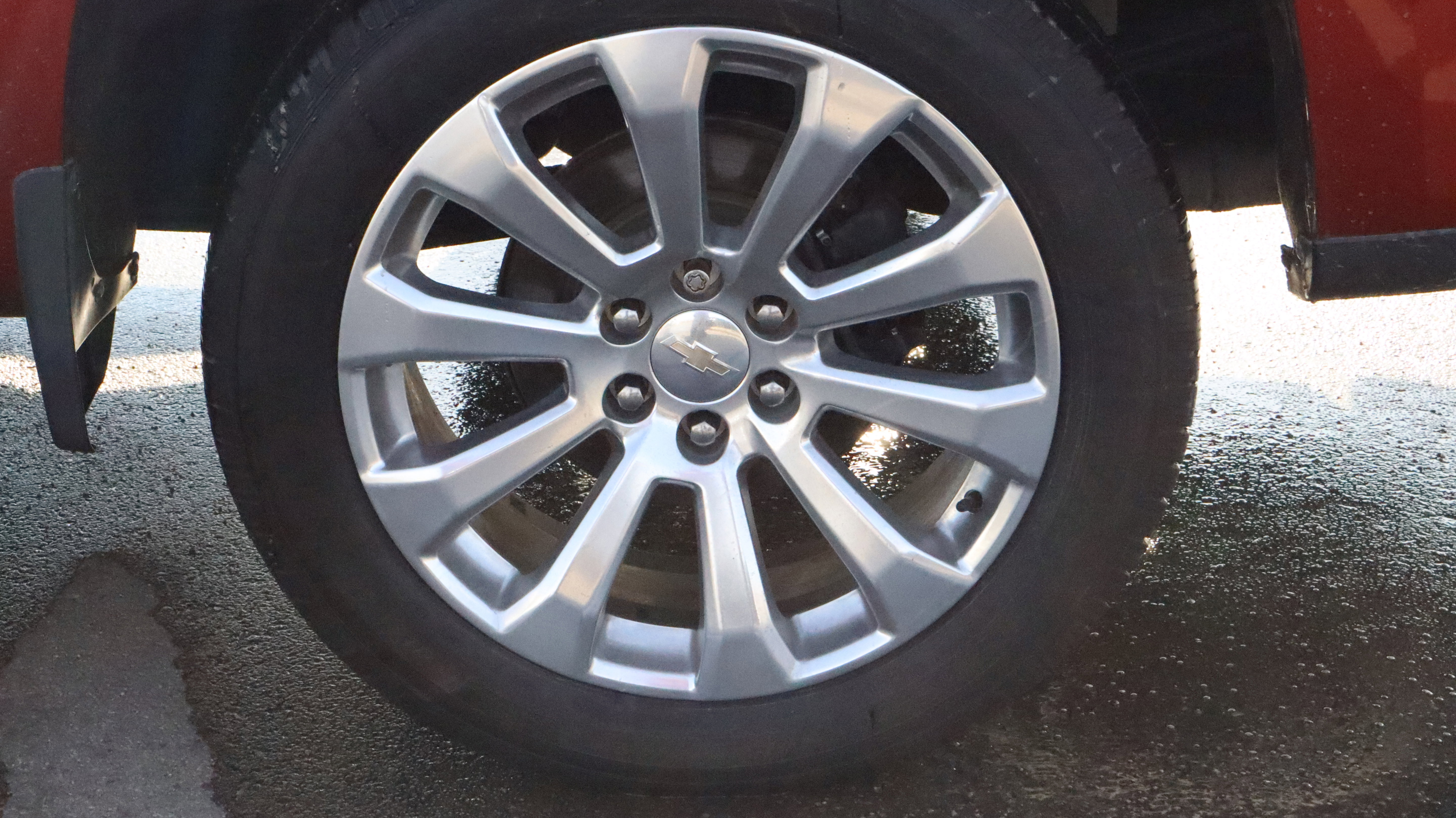 Certified 2022 Chevrolet Silverado 1500 High Country w/ Technology Package image 17