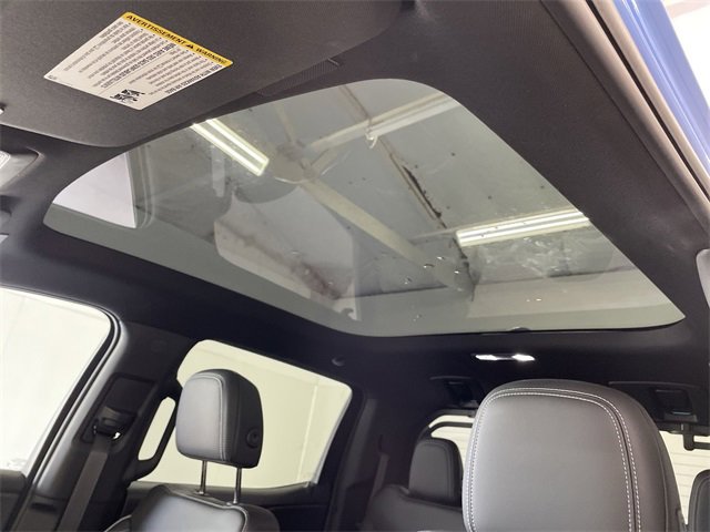 Used 2025 Chevrolet Silverado EV LT w/ LT Premium Package image 24