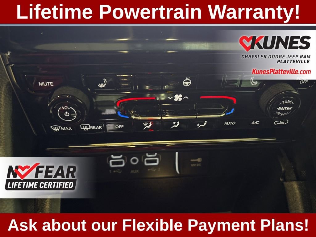 Used 2025 Jeep Grand Cherokee Limited w/ Black Appearance Package image 27