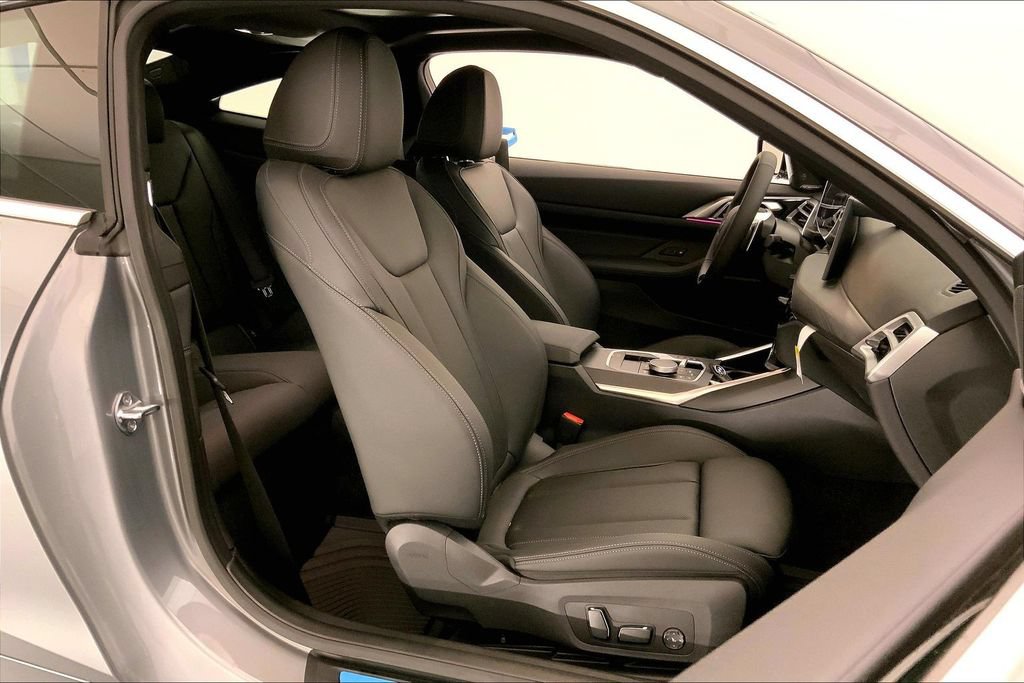 New 2026 BMW 430i xDrive Coupe w/ Premium Package AWD/4WD image 7