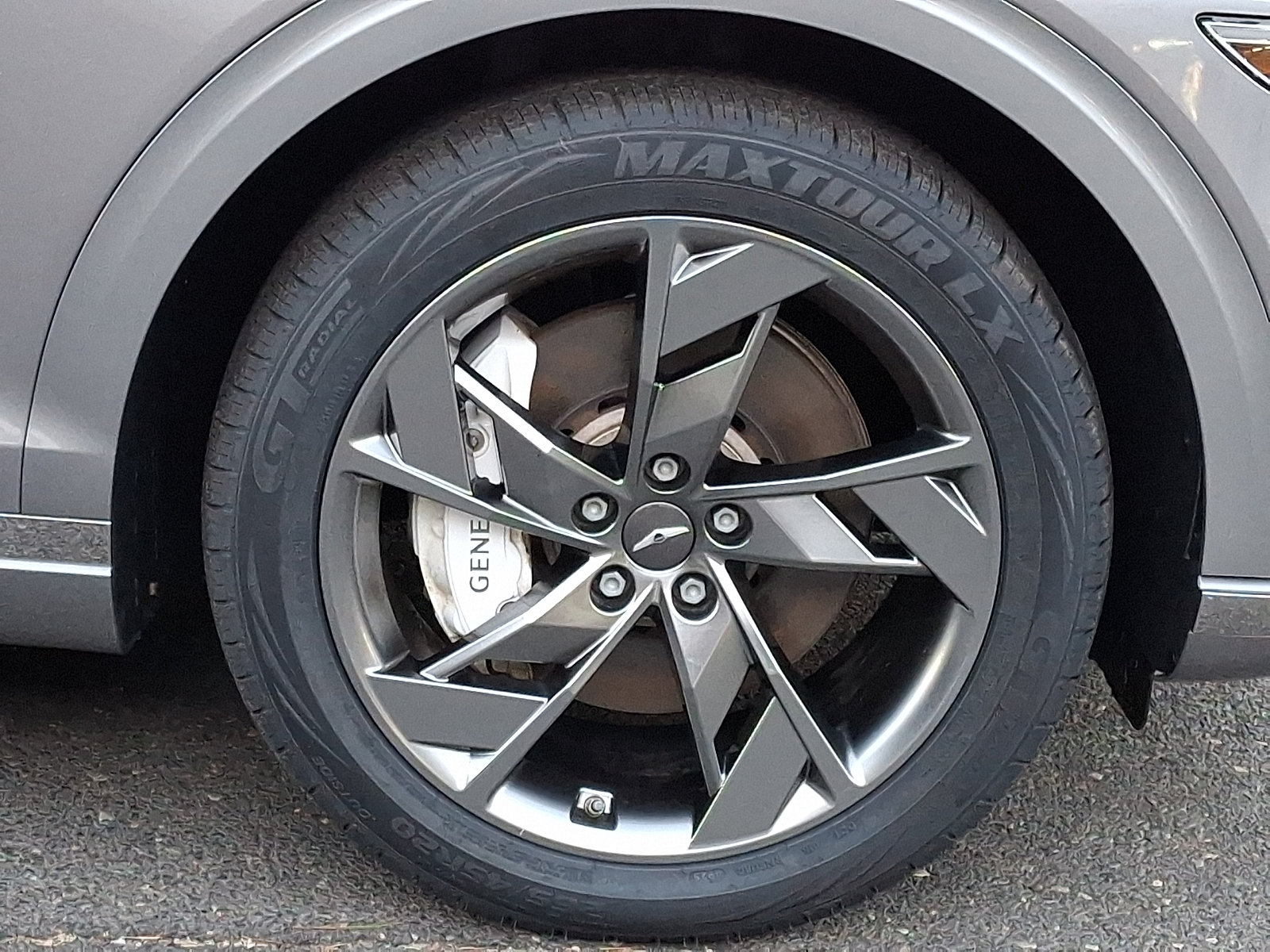 Certified 2023 Genesis Electrified GV70 w/ Prestige Package AWD/4WD image 8