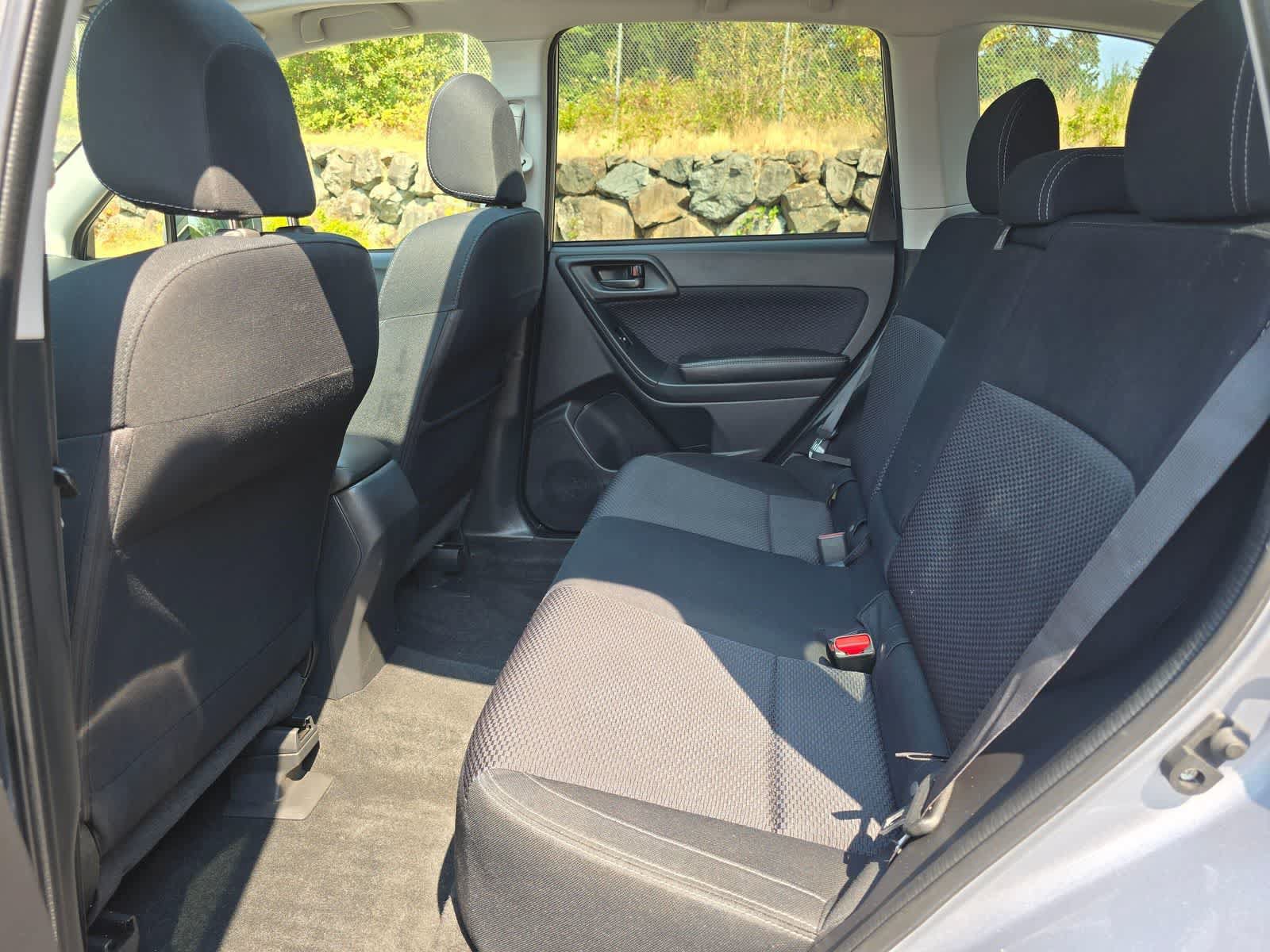 Used 2017 Subaru Forester 2.5i Premium AWD/4WD image 23