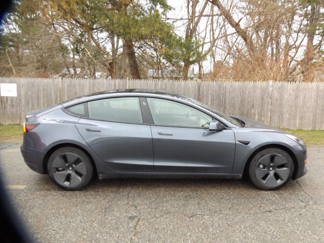 Used 2023 Tesla Model 3 Standard Range image 8