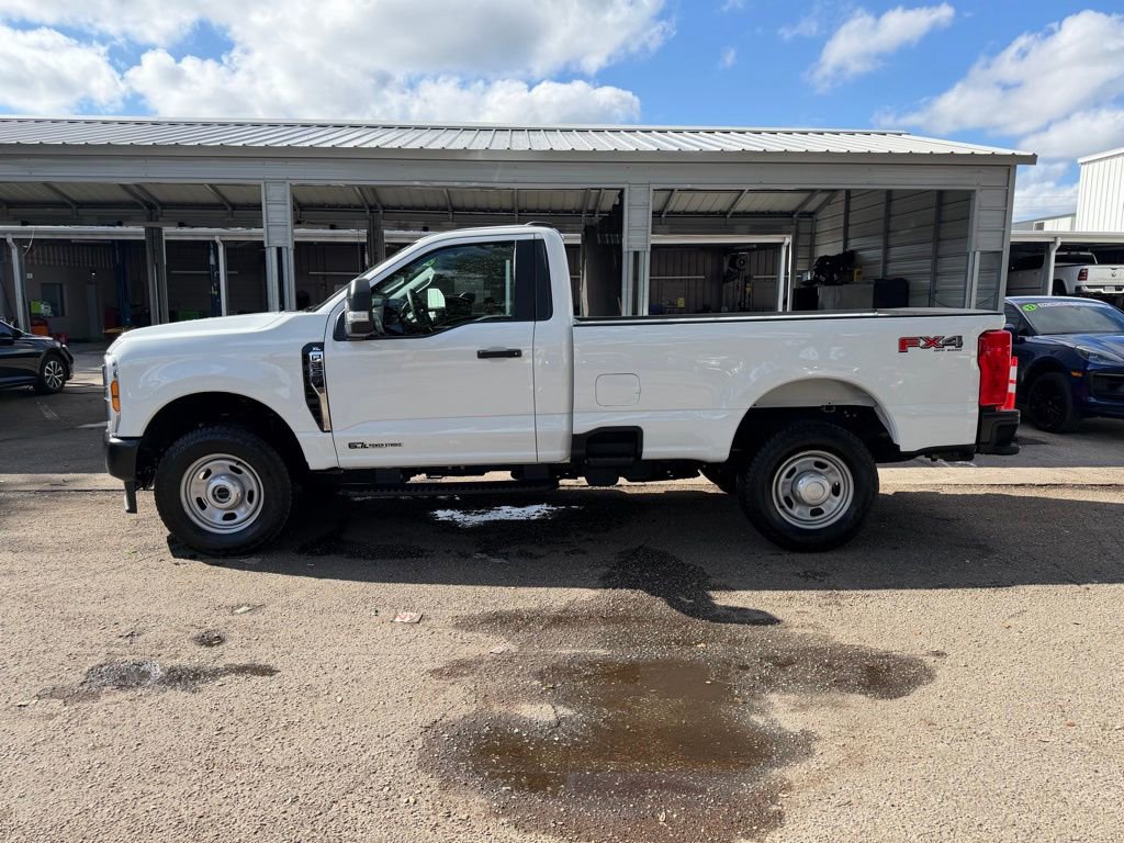 Used 2025 Ford F350 XL w/ XL Driver Assist Package image 3