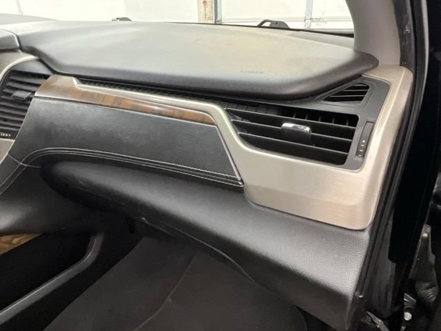 Used 2019 GMC Yukon XL Denali w/ Denali Ultimate Package AWD/4WD image 15
