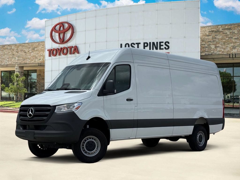 Used 2025 Mercedes-Benz Sprinter 2500 image 1