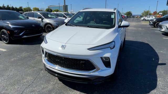 New 2026 Buick Encore GX Sport Touring w/ Advanced Technology Package AWD/4WD image 5