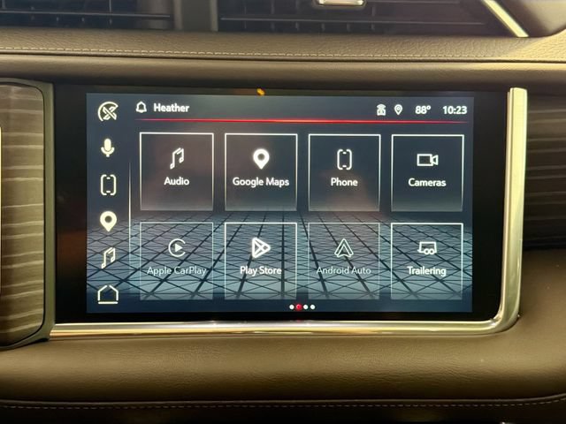 Used 2024 GMC Yukon XL Denali w/ Denali Reserve Package AWD/4WD image 13