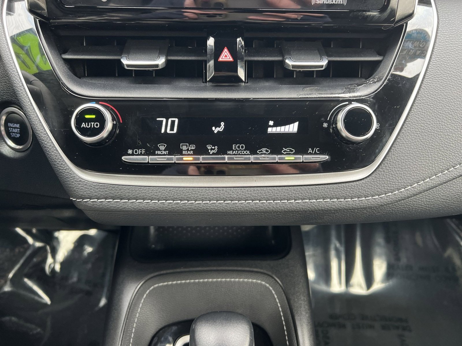 Used 2020 Toyota Corolla SE image 19