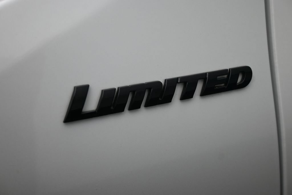 Used 2023 Toyota Tacoma Limited AWD/4WD image 9
