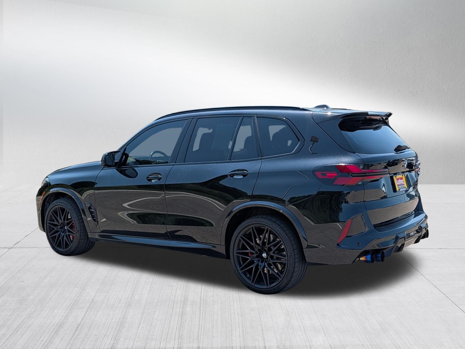 Used 2024 BMW X5 M Competition w/ Executive Package AWD/4WD image 5