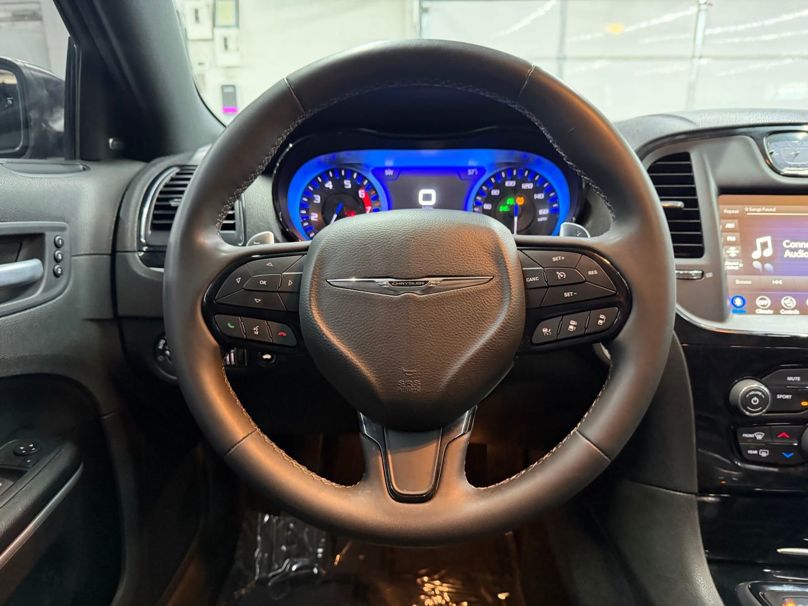 Used 2022 Chrysler 300 S w/ Comfort Group image 13