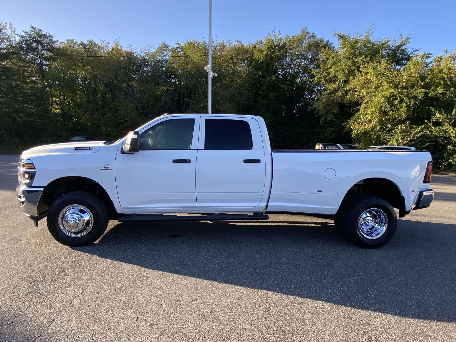 New 2026 RAM 3500 Tradesman image 4