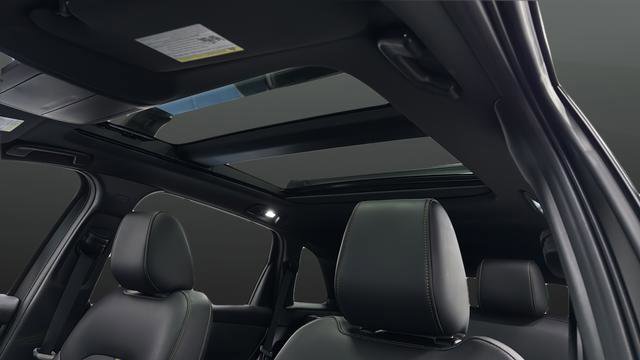 Used 2025 MAZDA CX-70 3.3 Turbo S w/ Premium Package image 13