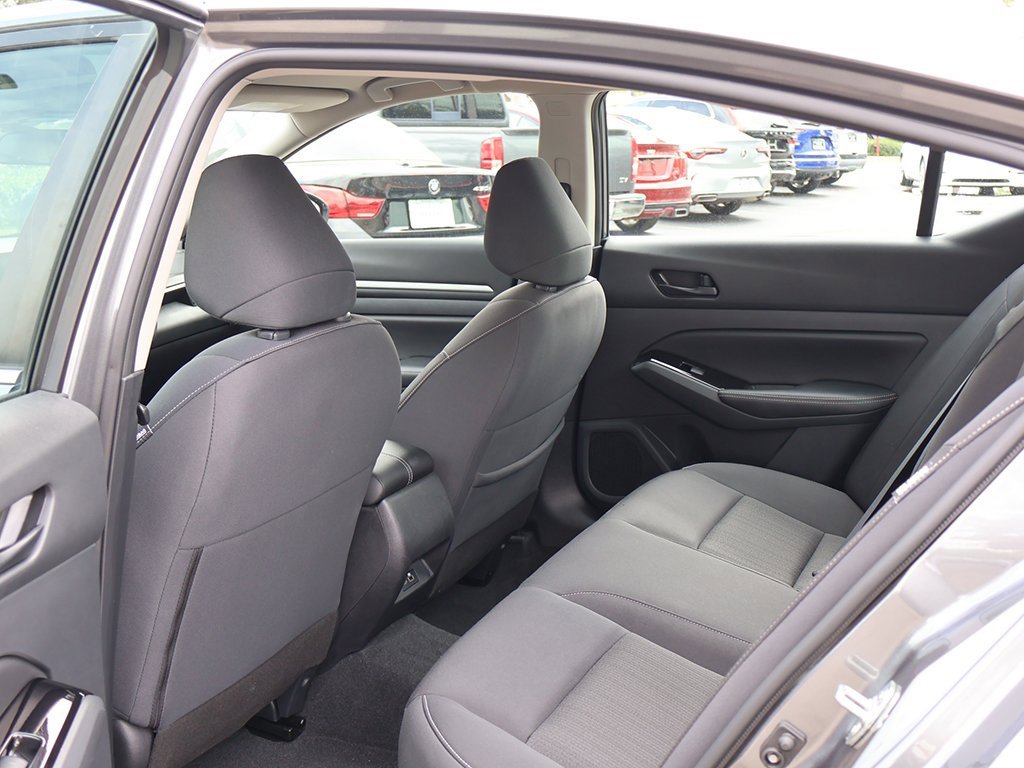 Used 2023 Nissan Altima 2.5 SV image 31