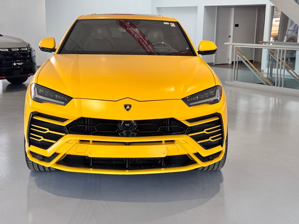 Used 2021 Lamborghini Urus image 9