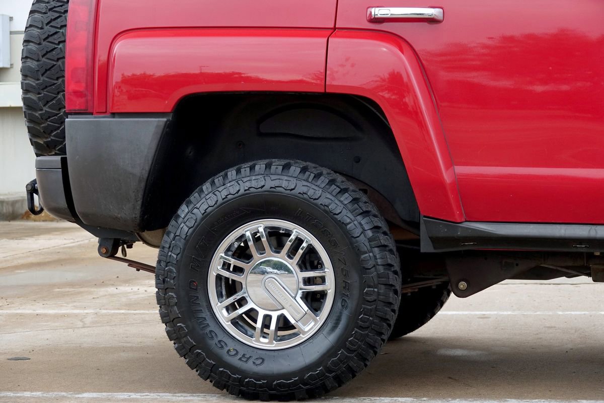 Used 2008 HUMMER H3 Alpha image 26