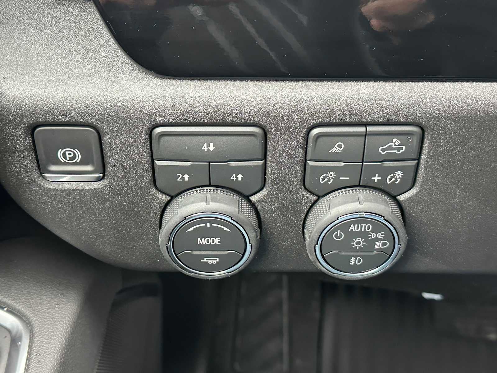 New 2026 Chevrolet Silverado 2500 LT w/ Safety Package AWD/4WD image 30