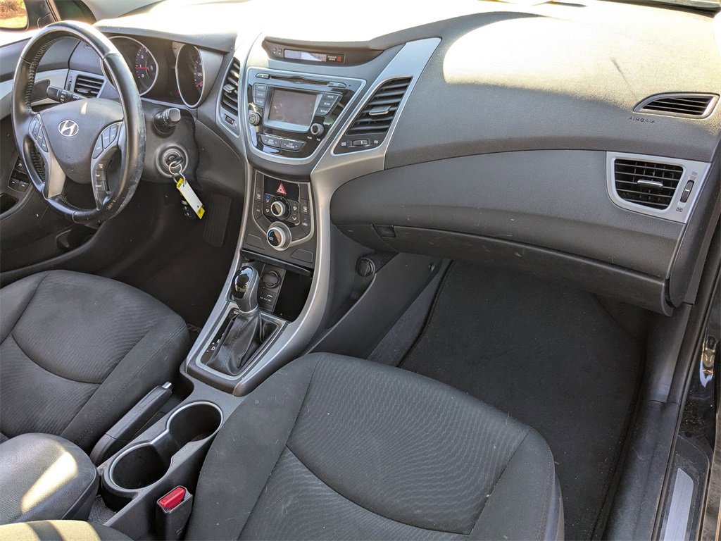 Used 2015 Hyundai Elantra SE w/ Option Group 03 image 19