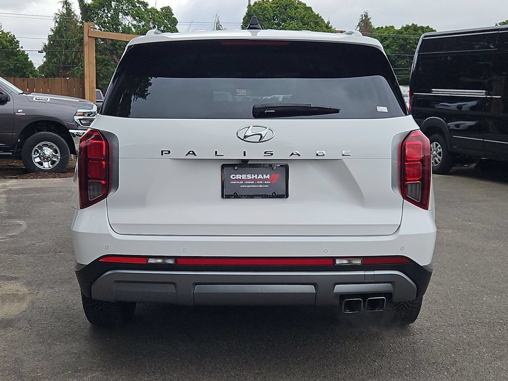 Used 2023 Hyundai Palisade SEL FWD image 6