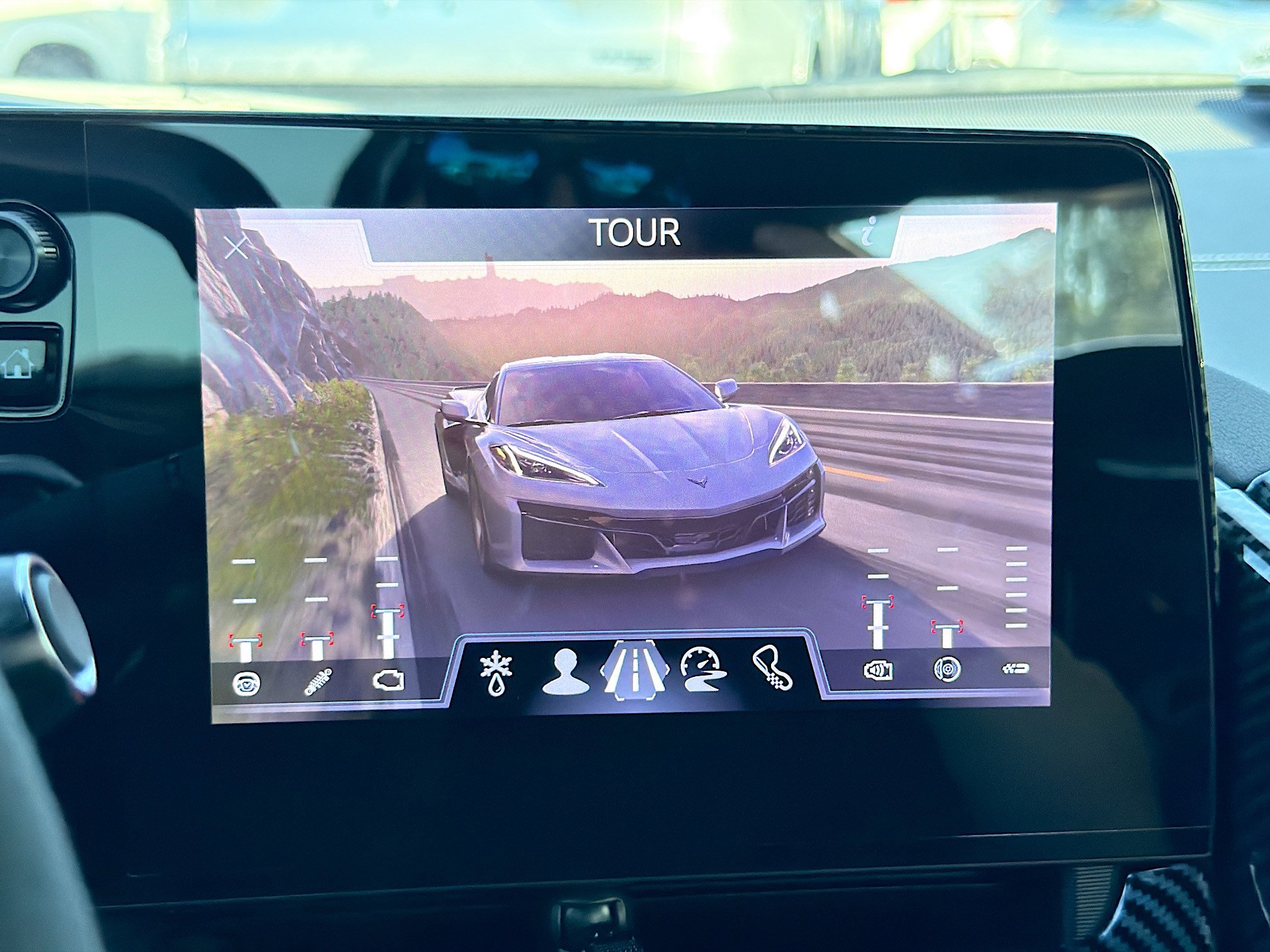 Used 2025 Chevrolet Corvette E-Ray w/ Battery Protection Package image 27