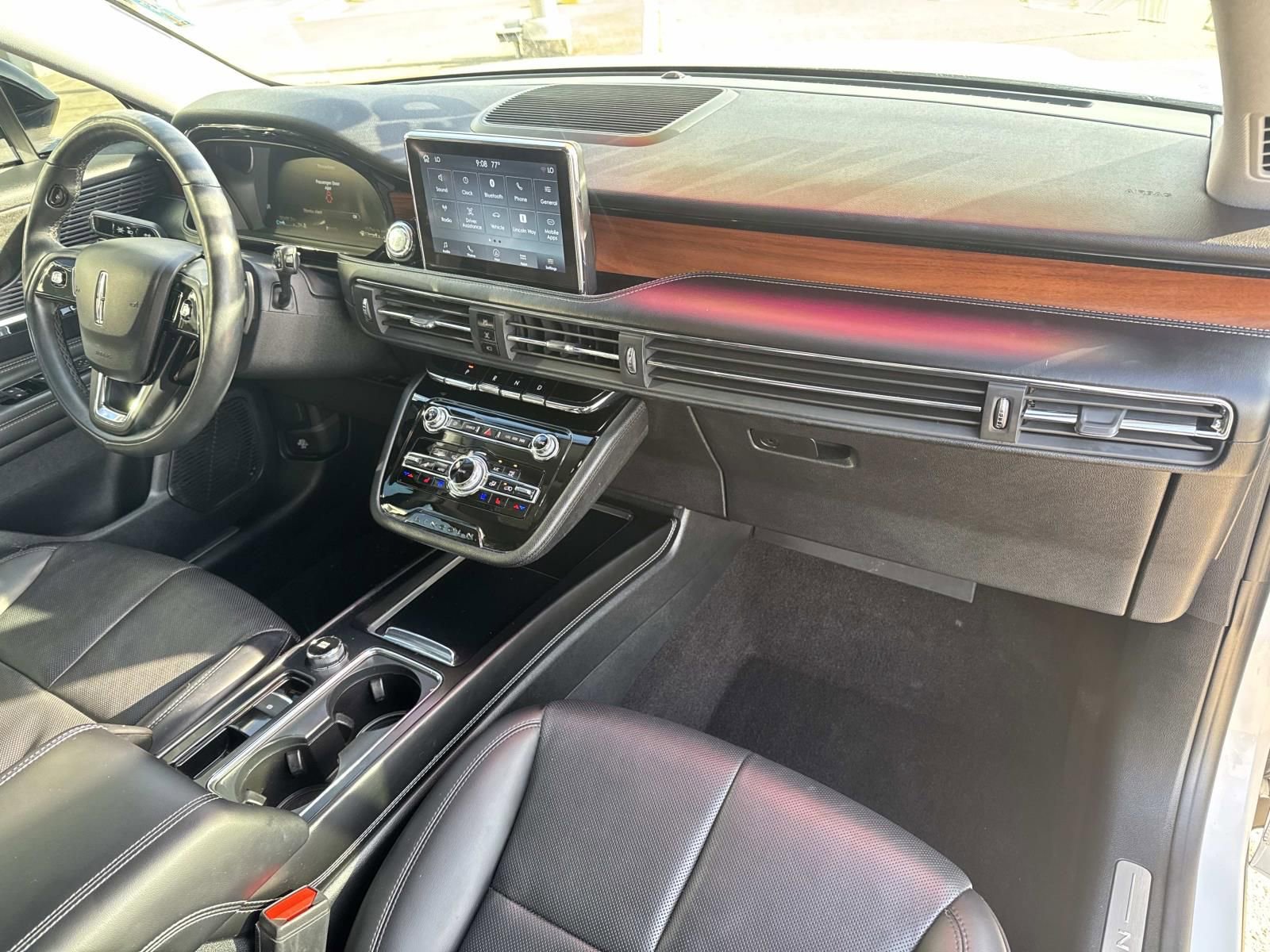 Used 2022 Lincoln Corsair Reserve w/ Elements Package image 17