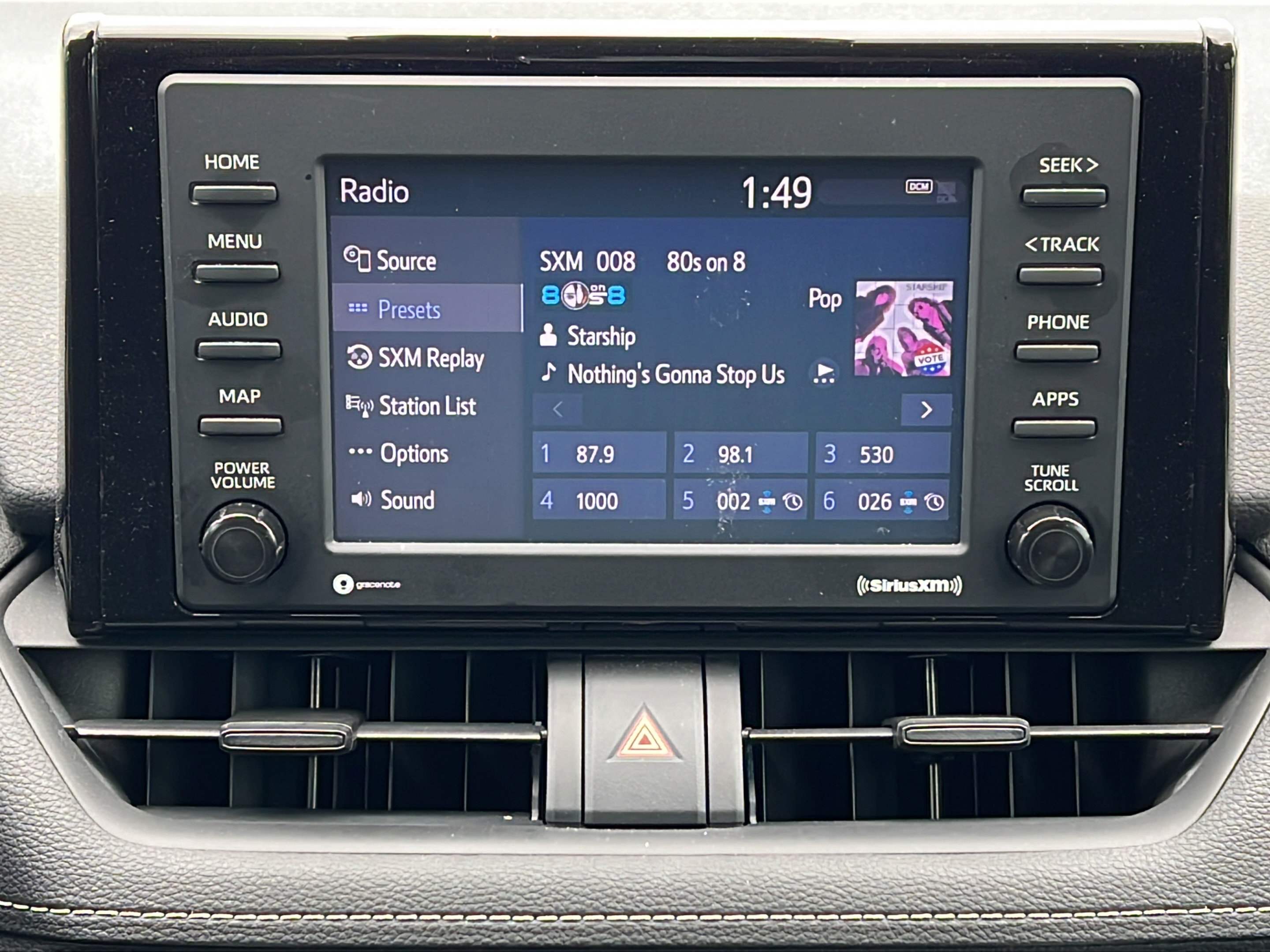Used 2020 Toyota RAV4 LE FWD image 17