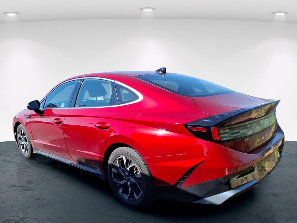 Used 2024 Hyundai Sonata SEL AWD/4WD image 15