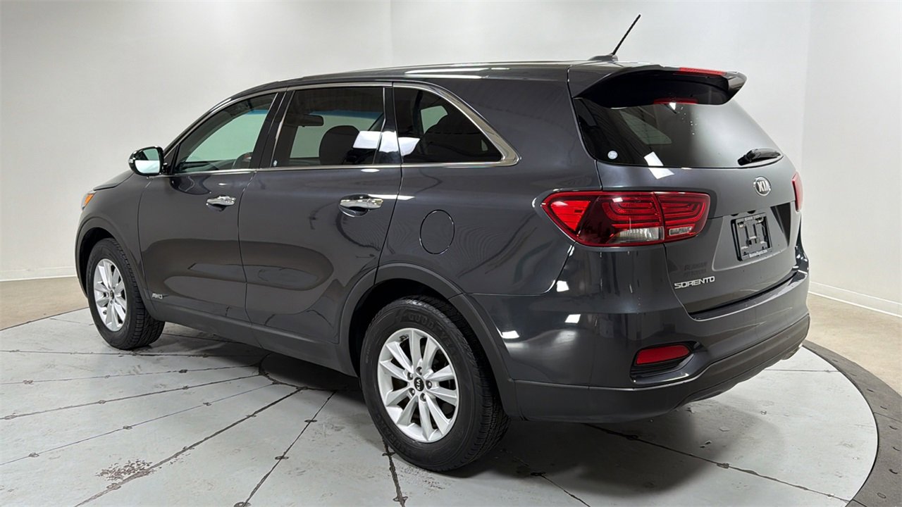 Used 2019 Kia Sorento LX image 7