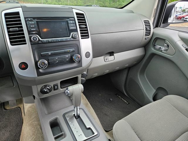 Used 2016 Nissan Frontier SV AWD/4WD image 21