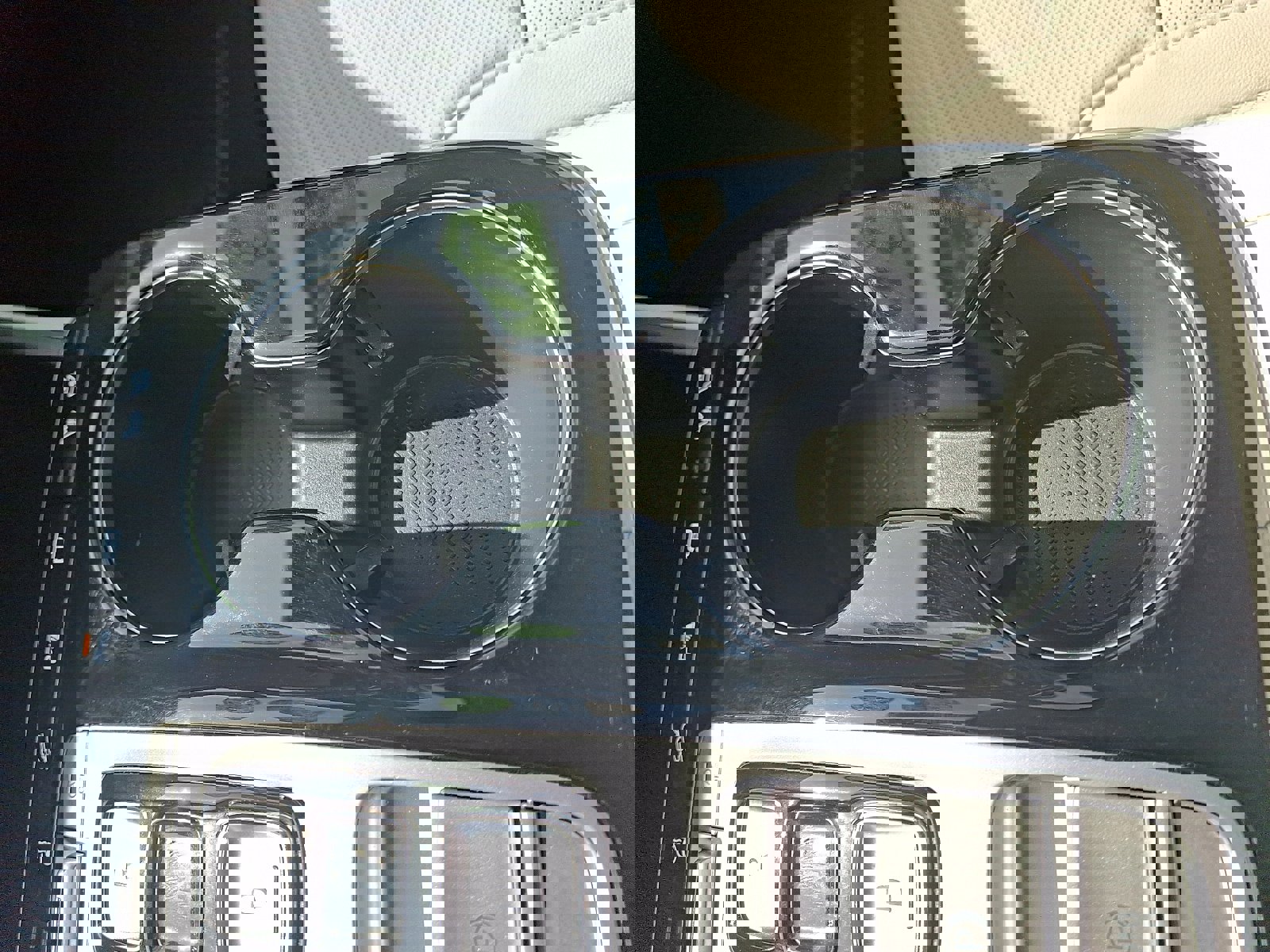 Certified 2023 Hyundai Tucson Limited AWD/4WD image 26