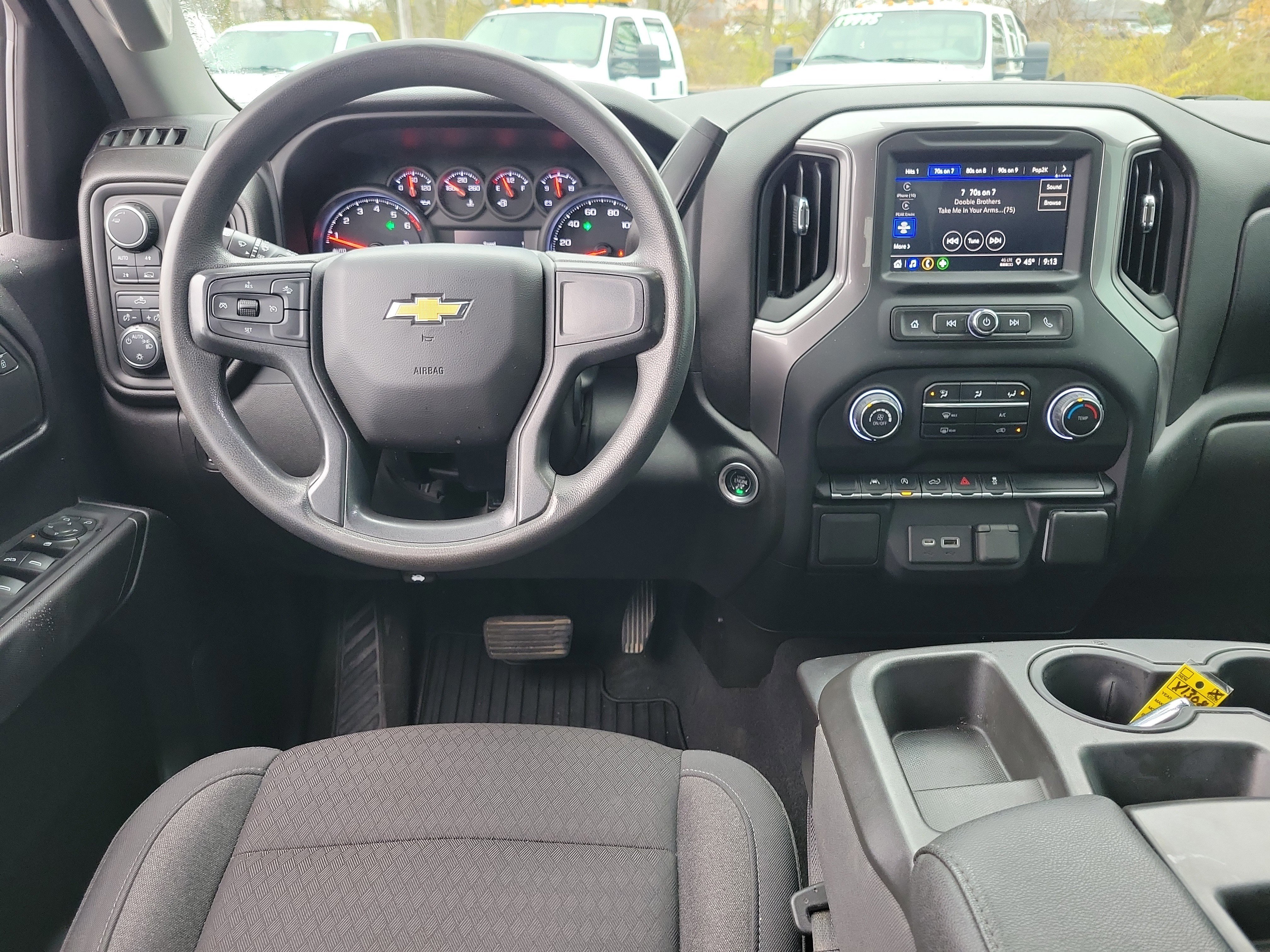 Used 2022 Chevrolet Silverado 1500 Custom image 10