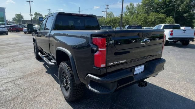 New 2026 Chevrolet Silverado 2500 ZR2 AWD/4WD image 8