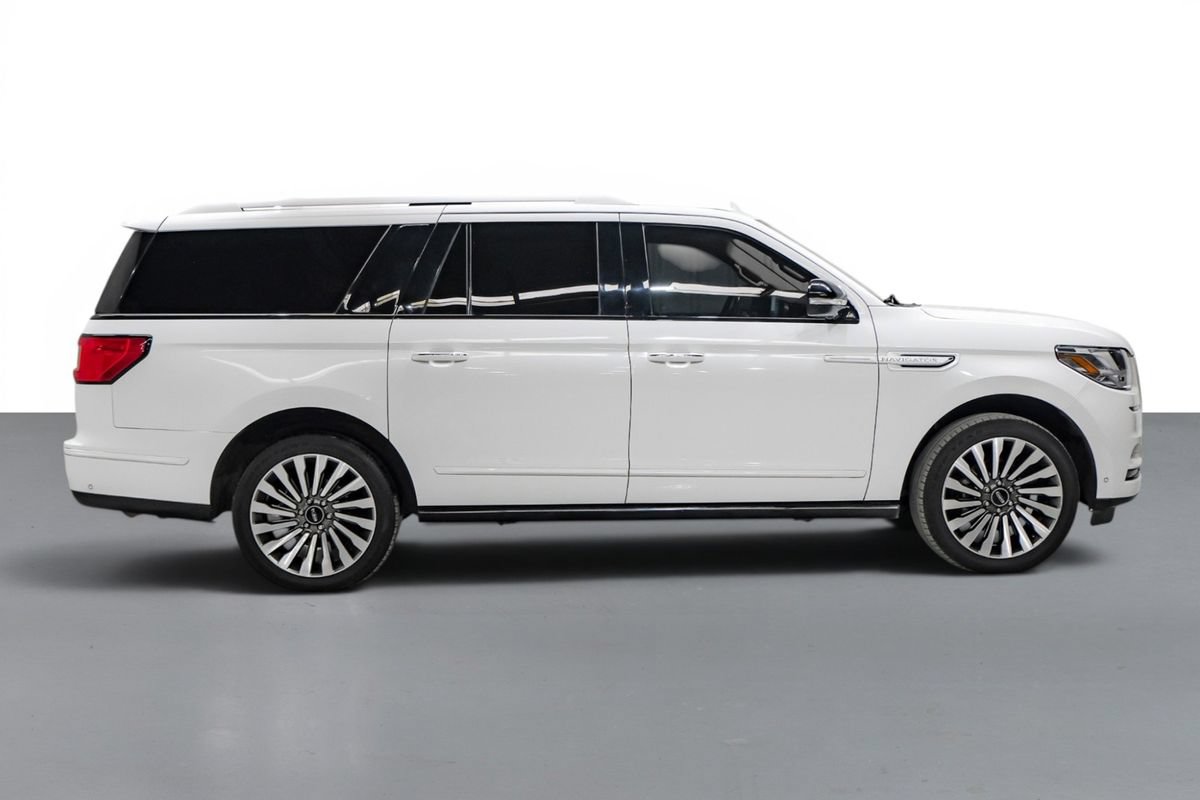 Used 2020 Lincoln Navigator L Reserve w/ Luxury Package RWD image 5
