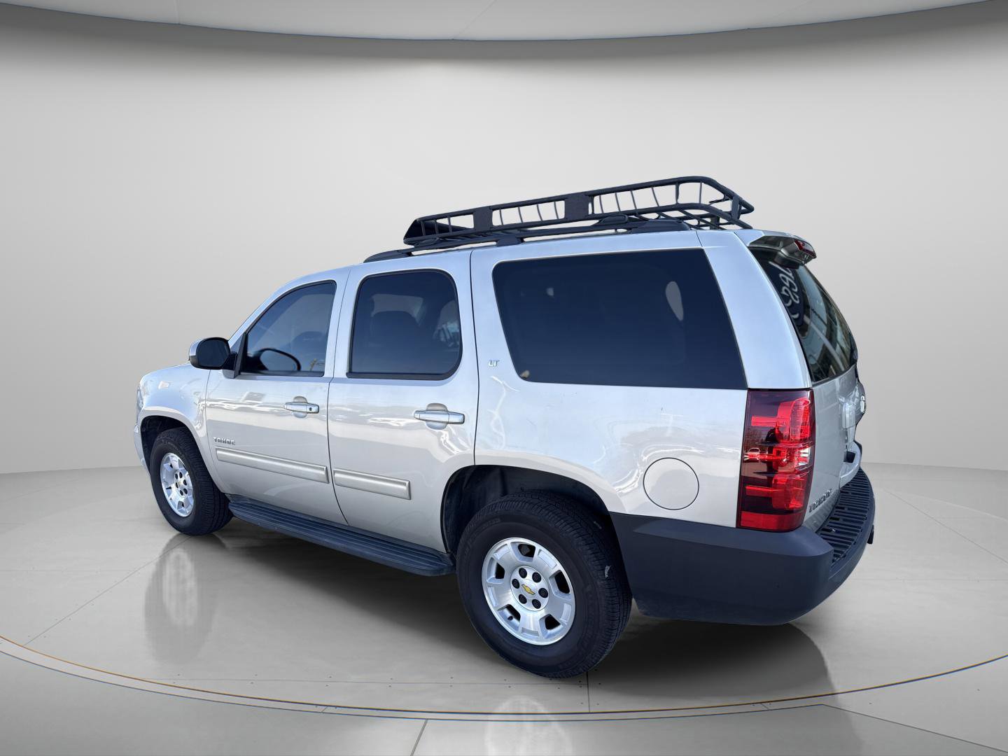 Used 2013 Chevrolet Tahoe LT w/ Luxury Package image 8