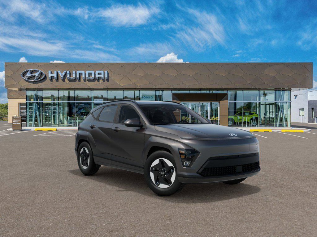 Used 2025 Hyundai Kona SEL FWD image 2