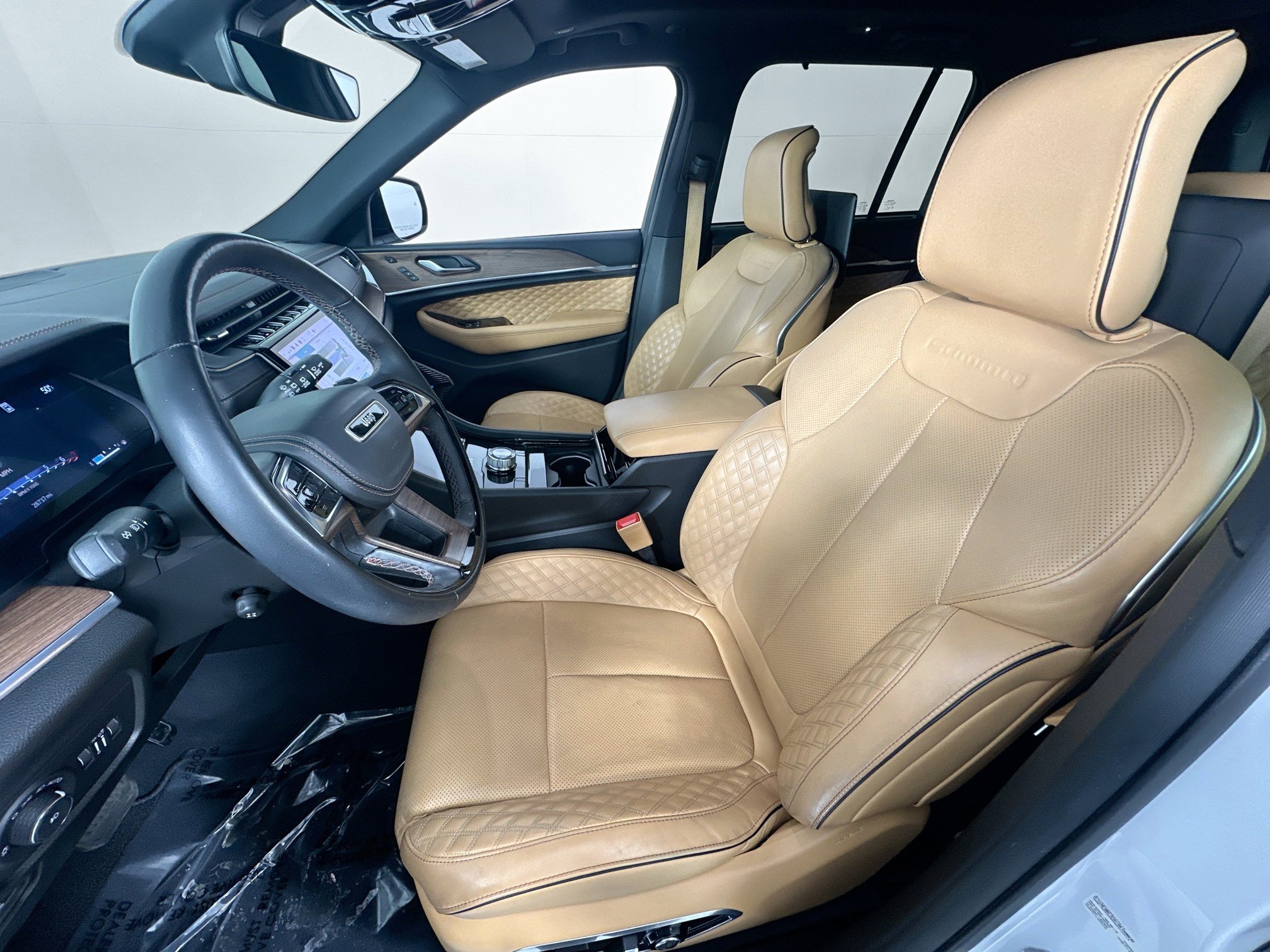 Used 2023 Jeep Grand Cherokee Summit w/ Rear Seat Video Group I image 22